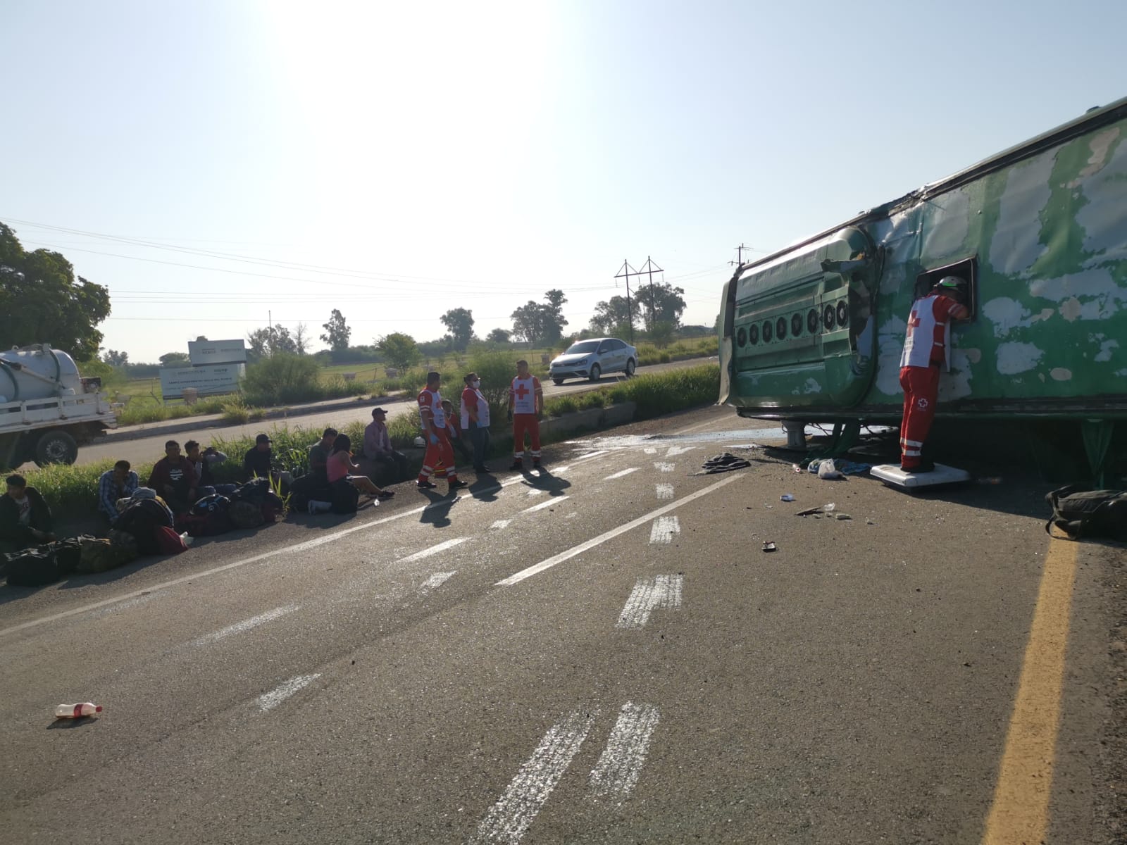 Vuelca Cami N De Jornaleros En La M Xico En Juan Jos R Os Guasave