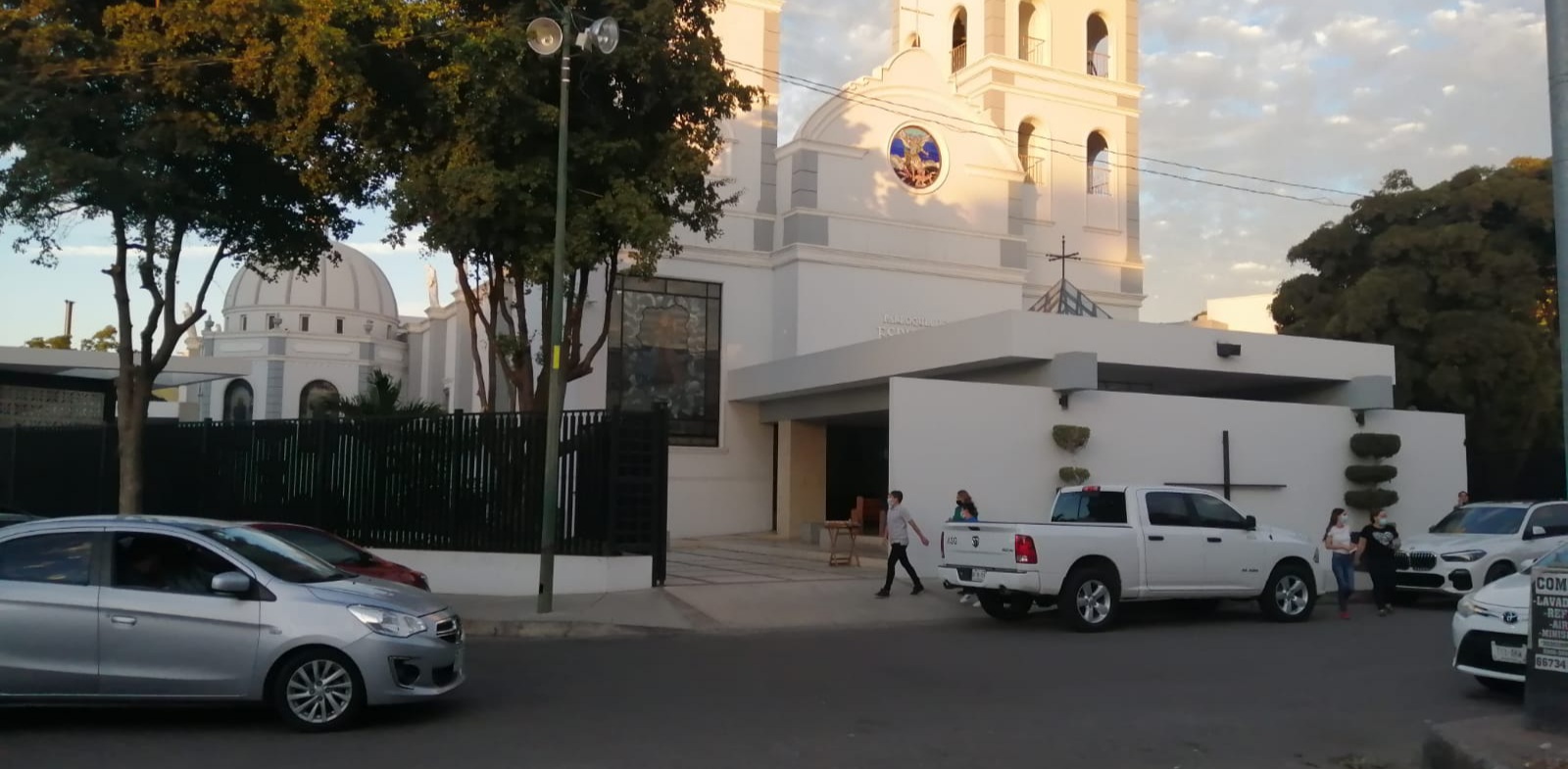 Militares interrumpen misa en Culiacán y detienen a tres – Cafe Negro Portal