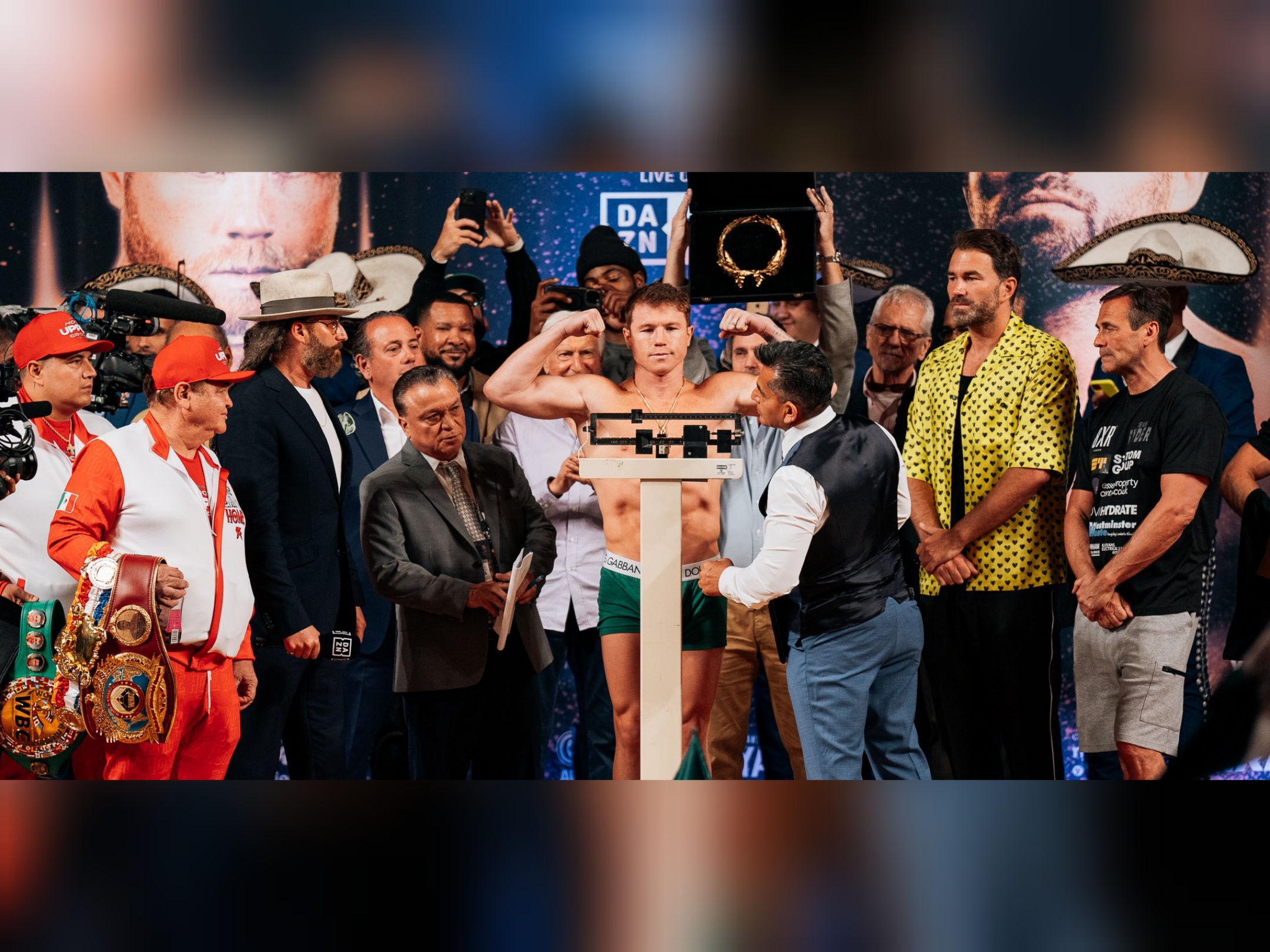 Canelo Y Ryder Cumplen Con El Pesaje Previo A La Pelea De Mañana En El