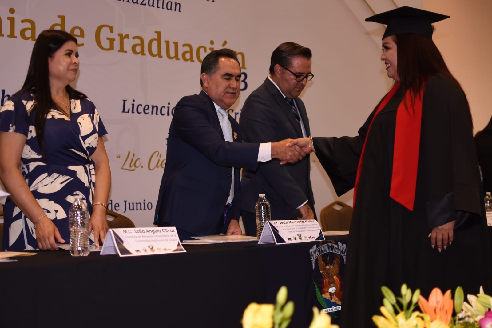 De la UAS, se incorporan a la sociedad 340 egresados de la Facultad de ...